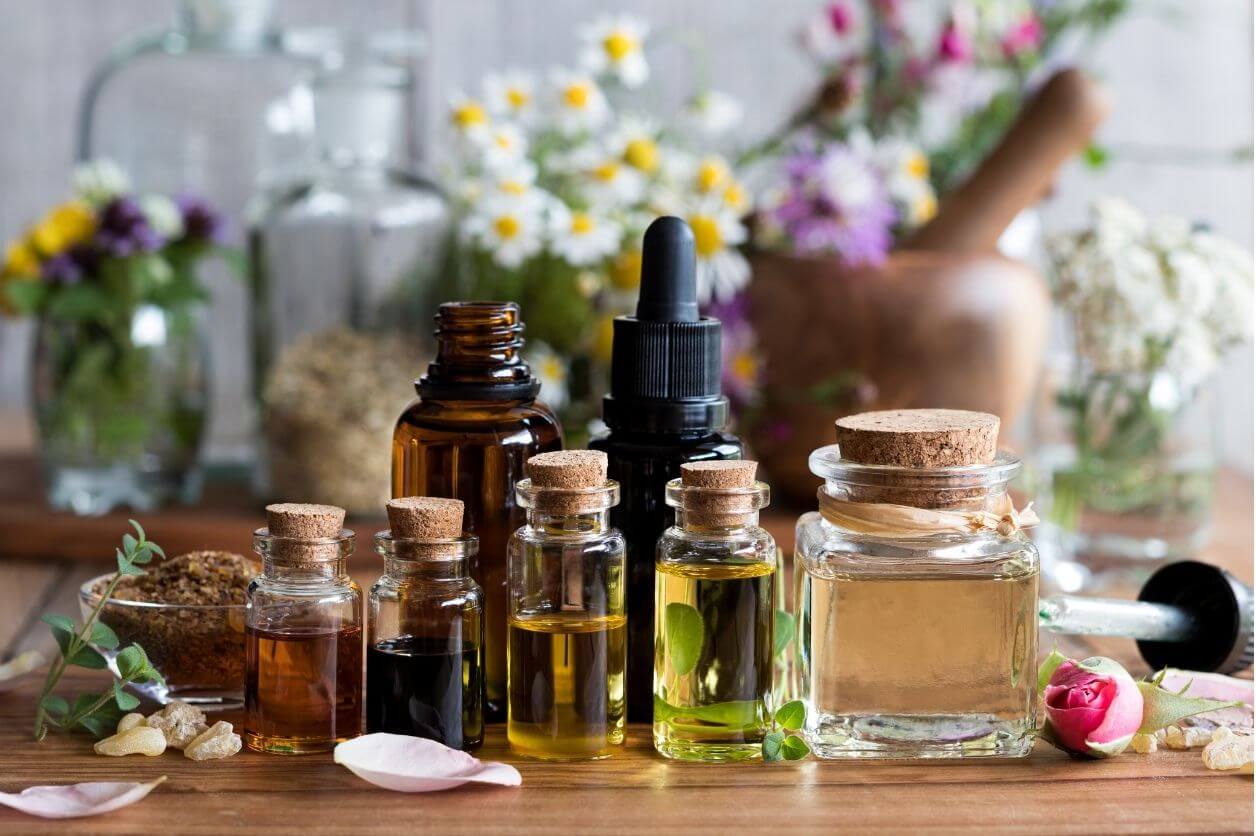 Top 19 Essential Oils for Varicose Vein with Scientific Studies | Vein